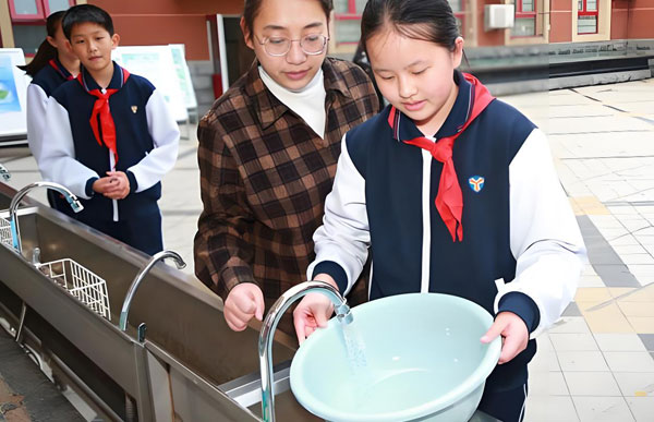 學校生活用水如何將河水凈化處理成飲用水？